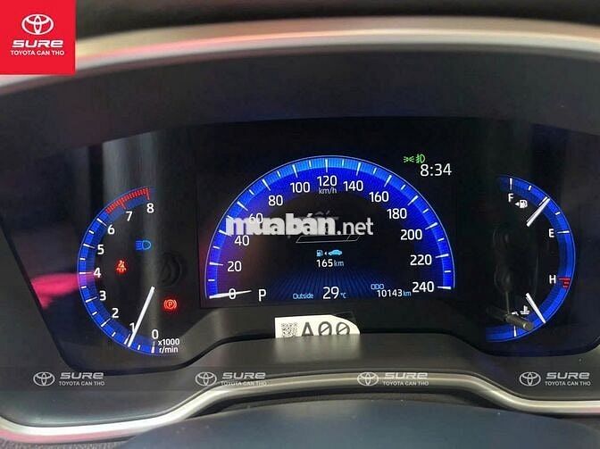 Toyota Corolla Altis 1.8V (CVT) 2022 lướt 10.000km