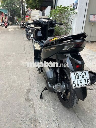 Honda Air Blade 2023 Đen, 4 val,2023, chạy bốc, êm