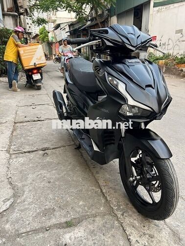 Honda Air Blade 2023 Đen, 4 val,2023, chạy bốc, êm