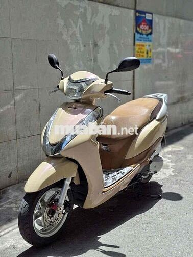Honda Lead Vàng cát TPHCM