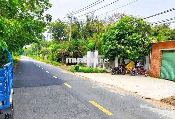 CHỦ NGỘP BÁN GẤP ĐẤT VƯỜN 30x38= 1141M2 THỔ CƯ SHR GIÁ 690 TRIỆU