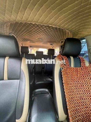 Toyota Innova E 2018 2.0 Bạc