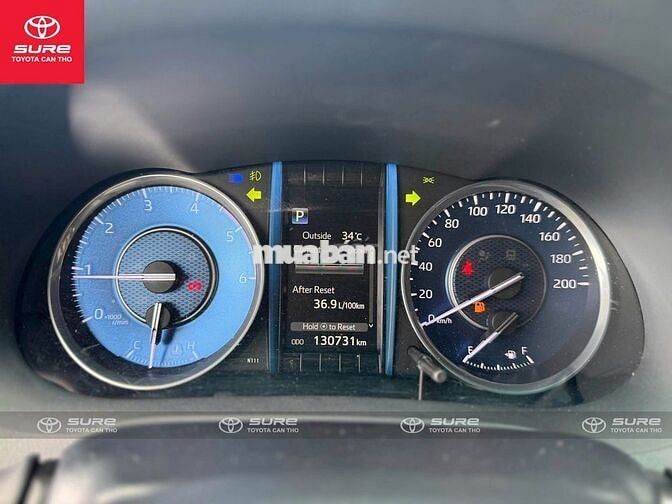 Toyota Fortuner G 4x2 AT 2022 Trắng 130.000 KM