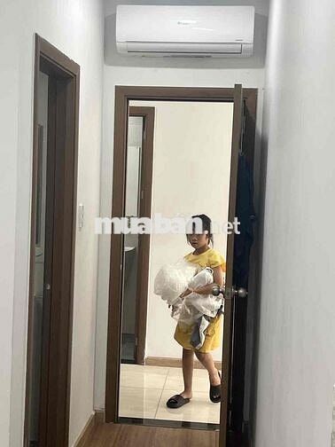 Cho thuê căn hộ 2pn,2wc Bcons Garden , có 2 máy lạnh - 6triệu