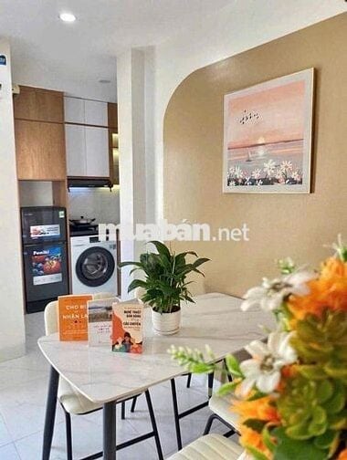 STUDIO RỘNG 35m2 BANCOL GIÁ RẺ GẦN TOÀ NHÀ VIETTEL - QUẬN 10