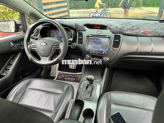 KIA K3 2.0 AT Full Option Đen
