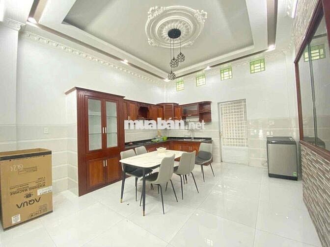 CHO THUÊ NHÀ TRỆT 2 LẦU TRANG BỊ NHIỀU NỘI THẤT KHU DÂN CƯ HƯNG PHÚ
