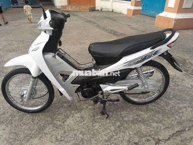 Honda Wave Alpha 110 hàn quốc, bstphcm,Trắng
