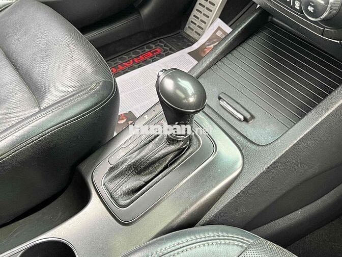 KIA K3 2.0 AT Full Option Đen