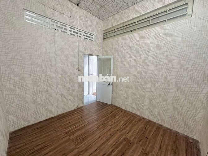 Nhà trệt 2PN hẻm cạnh Vincom Hùng Vương 5,5 triệu