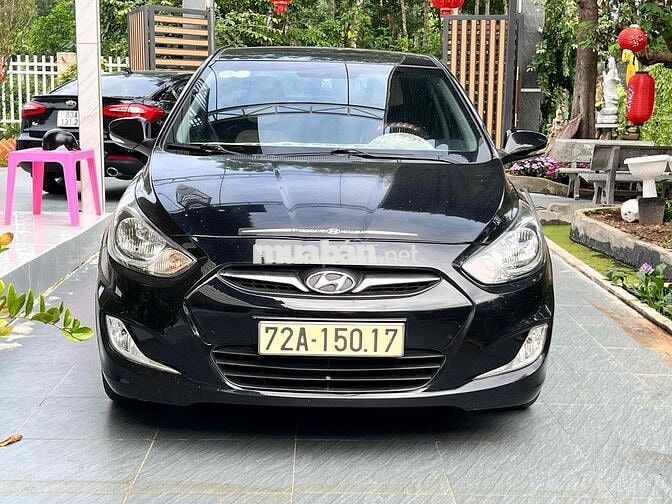 Hyundai Accent 2011 Tự động Đen