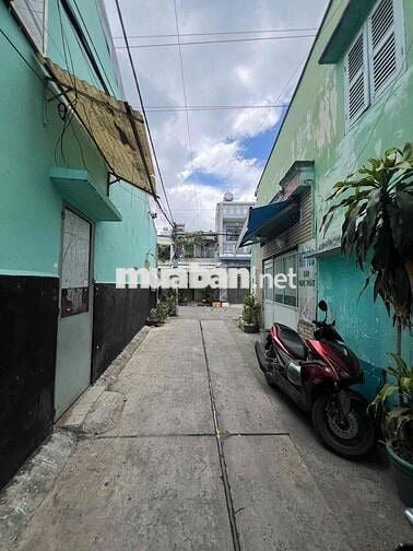 Hot, Bán gấp Nhà 3 Tầng mới đẹp Gò Xoài, 40m2, hẻm xe hơi, chỉ hơn 3ty