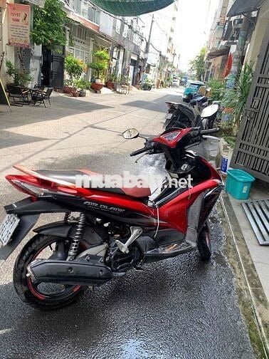 Honda Air Blade Đỏ đen Xe tay ga- 8.8 triệu