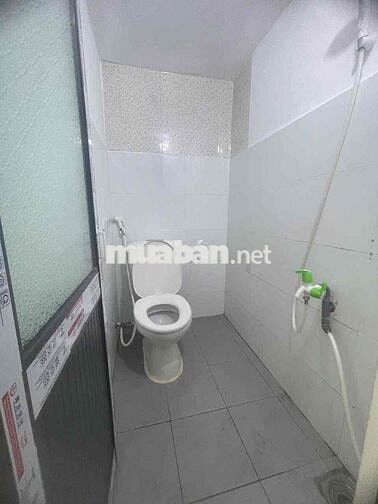 MẶT BẰNG KINH DOANH - CÓ CHỖ Ở LẠI - HẺM XE TẢI - NGUYỄN THÁI BÌNH