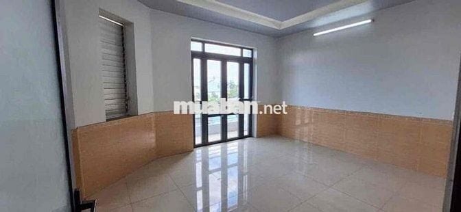 NHÀ THUÊ GÓC 2mt khu kinh doanh sầm uất nguyễn văn bứa