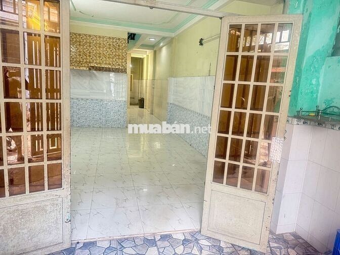 Cho Thuê Nhà Nguyên Căn 4x19 ( 3 Tầng) Gần Cạnh Chợ Đầu Mối Hóc Môn 