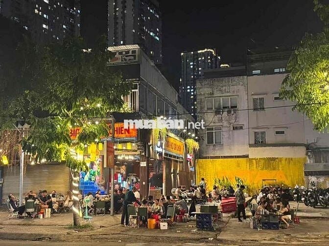 [KO CẦN KN]NHÂN VIÊN PHỤC VỤ Q7