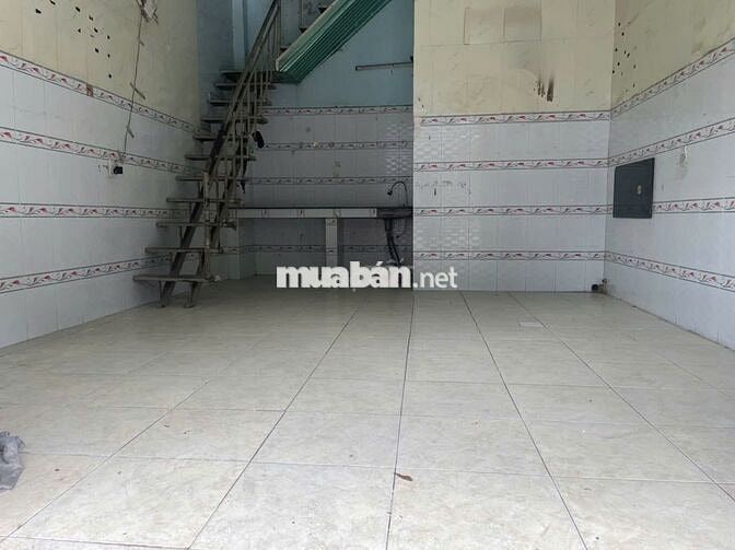 Cho thuê MB buôn bán, Kinh doanh T+L, giá 4tr/ tháng, Gần MT LHP