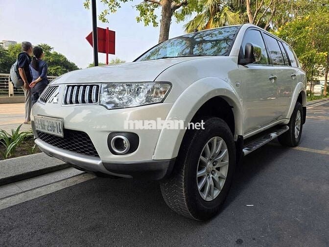 Mitsubishi Pajero Sport 2012 4x2 AT Trắng