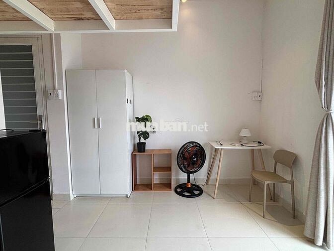 Cho thuê căn hộ Duplex Ban công Q10 gần ĐH Kinh tế UEH, ĐH Hoa Sen
