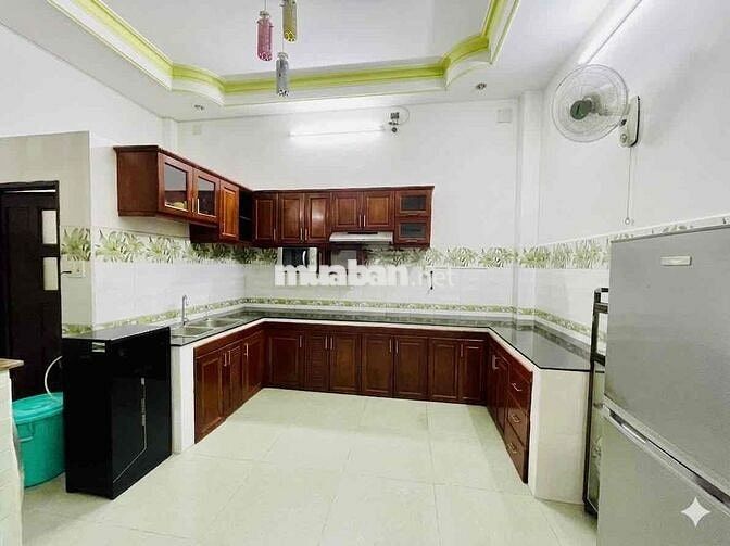 Nhà Nguyên Căn HOÀNG MINH GIÁM - Gần Công Viên Gia Định , Sân Bay