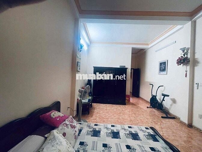 CHO THUÊ NHÀ NGUYÊN CĂN MẶT TIỀN ĐƯỜNG KD-LÂM VĂN BỀN - TRỆT 2 LẦU ST