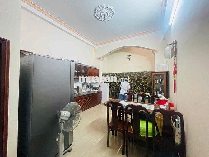 CHO THUÊ NHÀ NGUYÊN CĂN MẶT TIỀN ĐƯỜNG KD-LÂM VĂN BỀN - TRỆT 2 LẦU ST