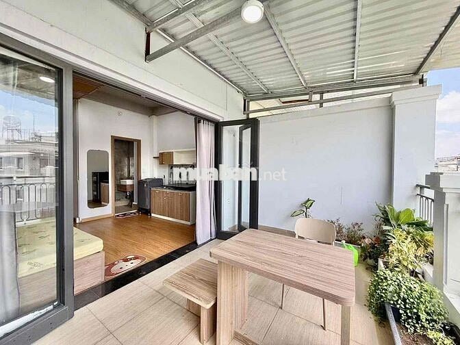 STUDIO 35m2 BAN CÔNG GẦN ĐẠI HỌC HUFLIT FULL NỘI THẤT NHƯ HÌNH