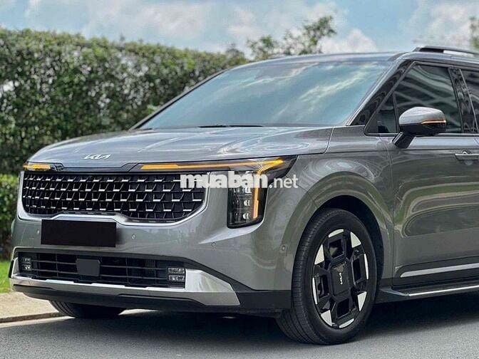 KIA CARNIVAL 2.2D SIGNATURE 2025 Xám