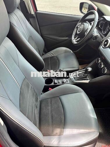 Mazda Mazda2 Luxury 2022 Đỏ 35000 km