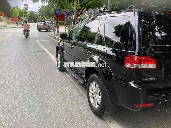 Ford Escape 2012 2.3 AT-4x4 XLT Đen