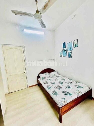 PHÒNG TÁCH BẾP BAN CÔNG MÁY GIẶT RIÊNG - NGAY CV GIA ĐỊNH