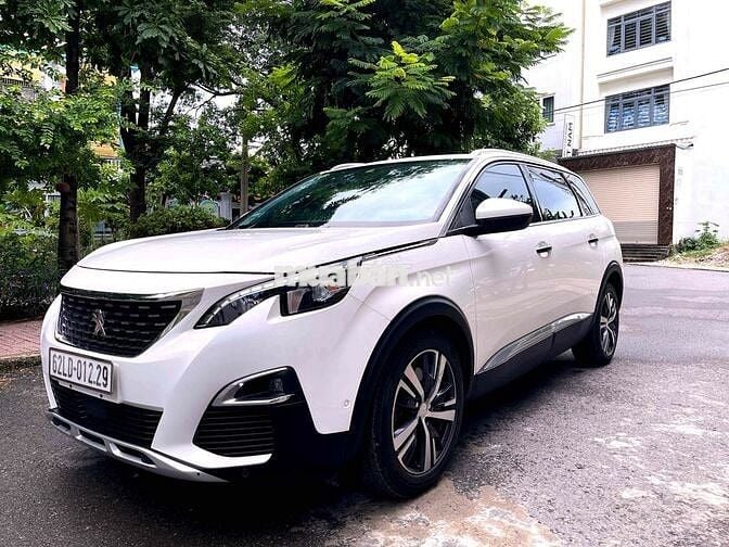 Peugeot 5008 2018 Trắng ngọc trai 7 chỗ