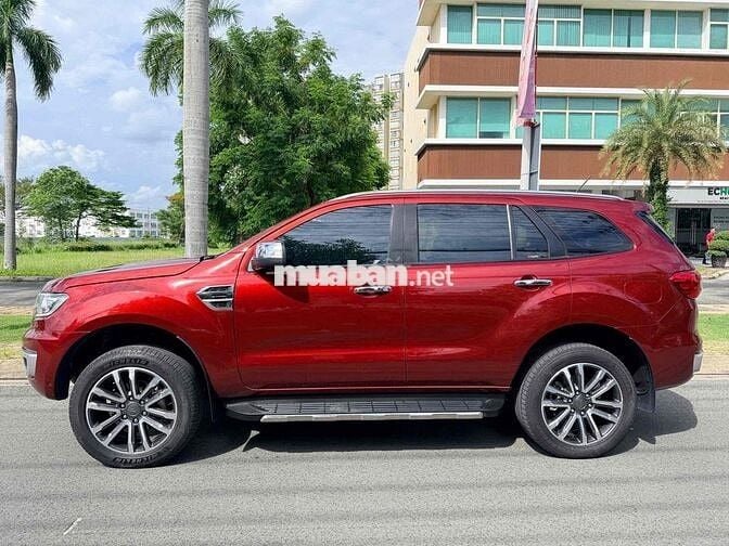 Ford Everest Titanium 2018 2.0L 4x4 AT 1chủ xe đep