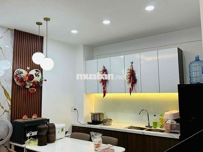 Nhà nguyên căn hẻm 391 Huỳnh Tấn Phát
