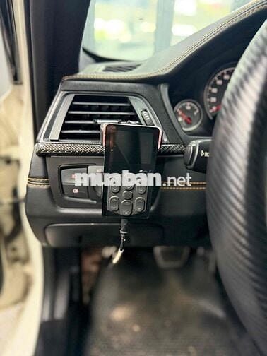 BMW 320i 2014 Trắng Xăng 5 chỗ