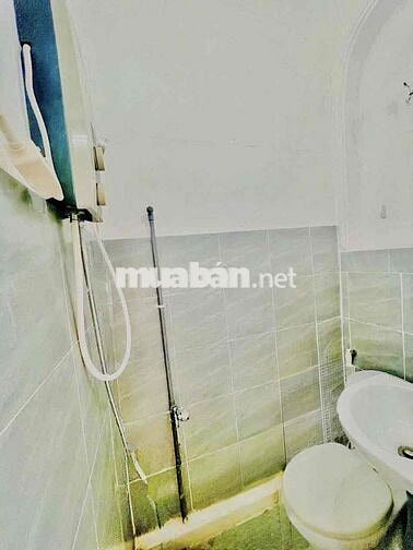 PHÒNG TÁCH BẾP BAN CÔNG MÁY GIẶT RIÊNG - NGAY CV GIA ĐỊNH
