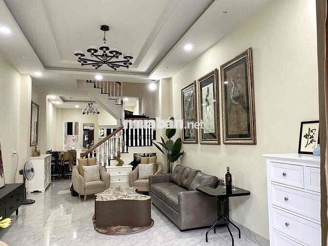 nhà 1 trệt 2 lầu  Cách ngã 6 An Phú 1,5 Km