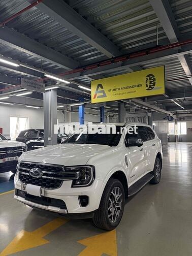 Ford Everest Titan 4x2 2024 Trắng Tự động