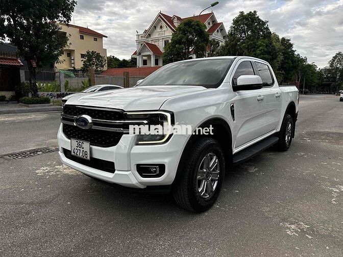 Ford Ranger XLT AT 4x4 2023 Trắng Tự động