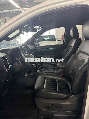 Ford Everest Titan 4x2 2024 Trắng Tự động