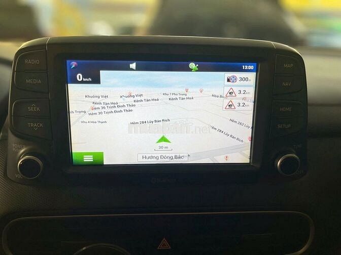 Hyundai Kona Tiêu Chuẩn 2018 Trắng 31.000 km