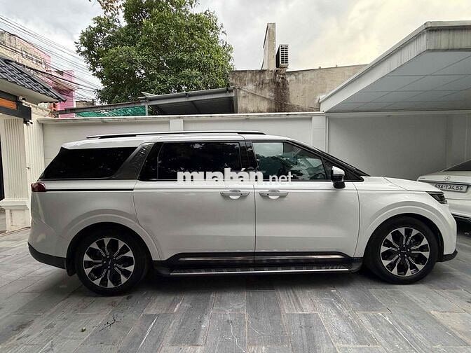 KIA CARNIVAL SIGNATURE 2.2D 2023 Trắng