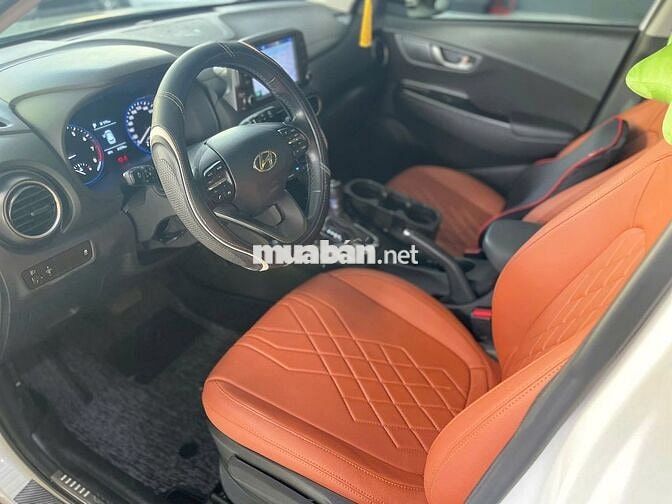 Hyundai Kona Tiêu Chuẩn 2018 Trắng 31.000 km