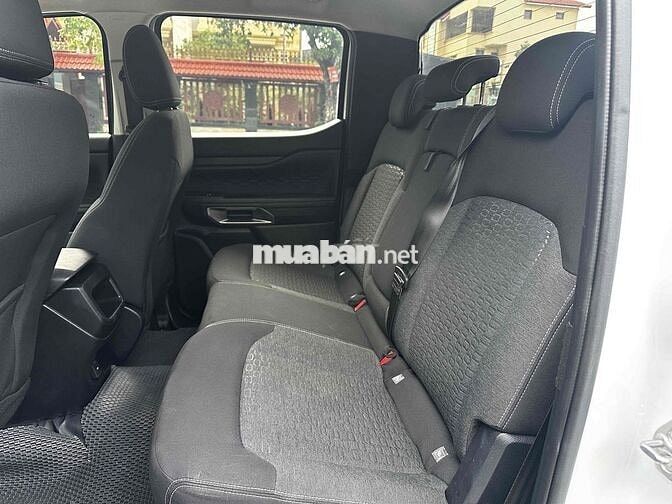 Ford Ranger XLT AT 4x4 2023 Trắng Tự động