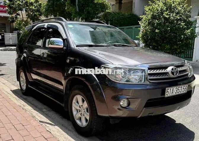 Toyota Fortuner 2009 2.7AT 2 cầu Xám