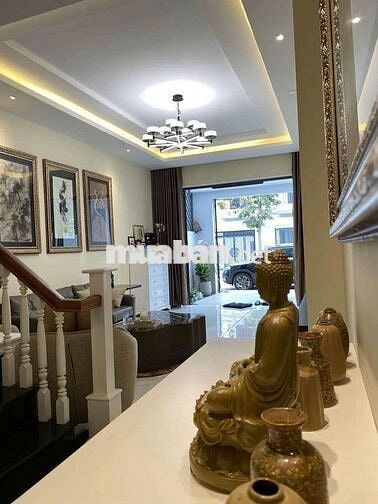 1 trệt 2 lầu Full nội thất KDC Hoàng Nam