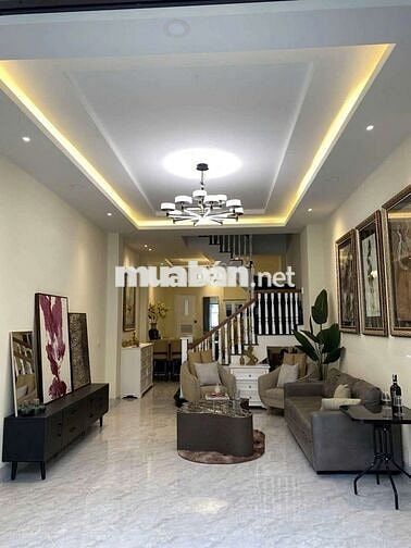 1 trệt 2 lầu Full nội thất KDC Hoàng Nam