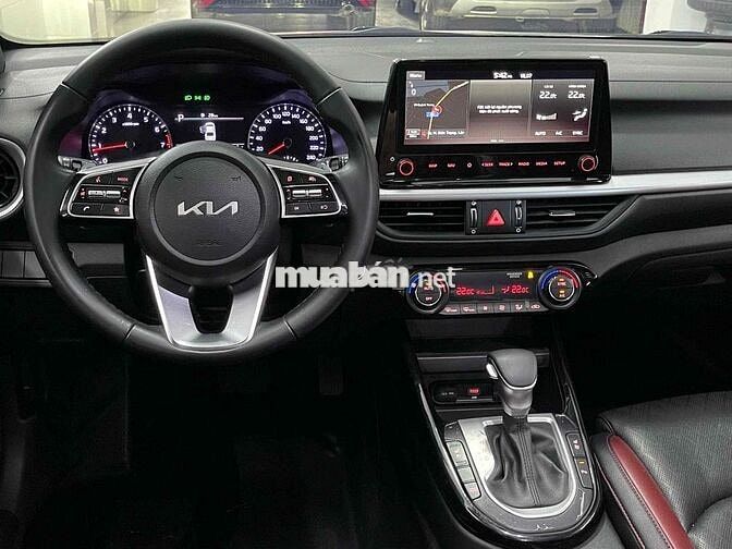 Kia K3 Trắng 5 chỗ cũ