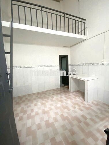 Phòng Mới Xây Gác Đúc Sát Phạm Văn Đồng, Gần Đại Học Ngân Hàng
